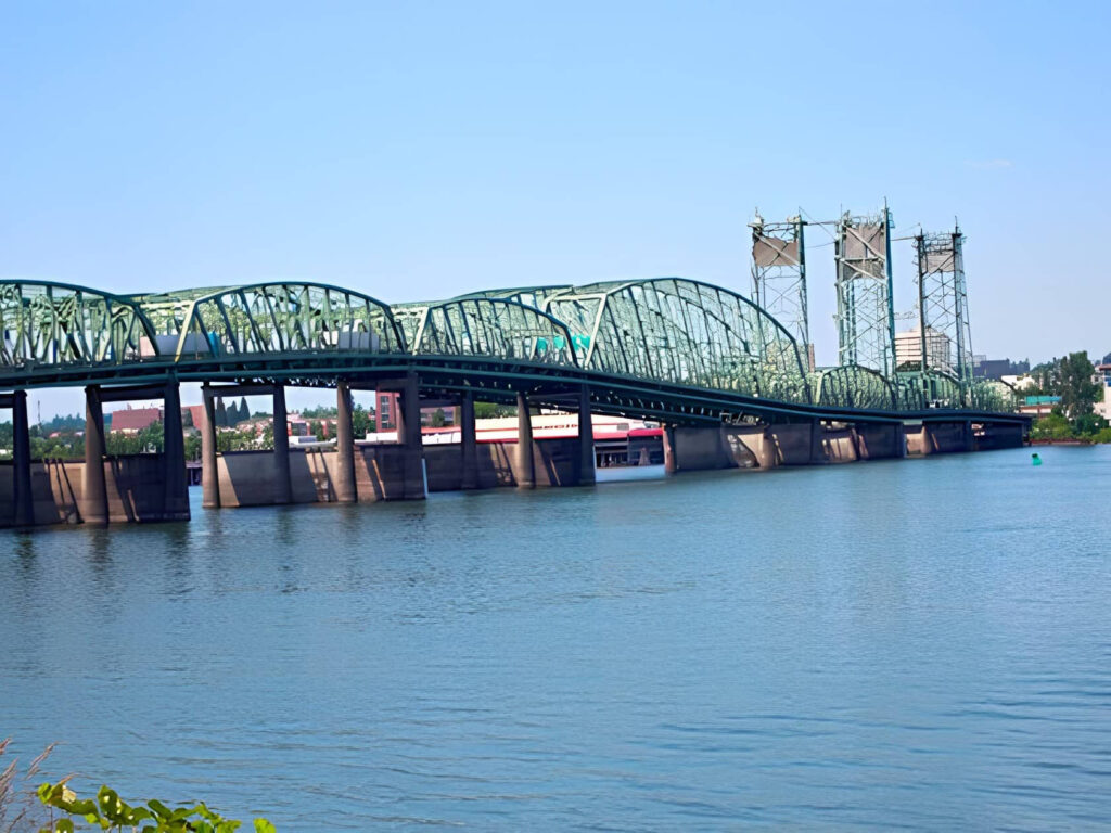 The Good : Existing Interstate Bridge